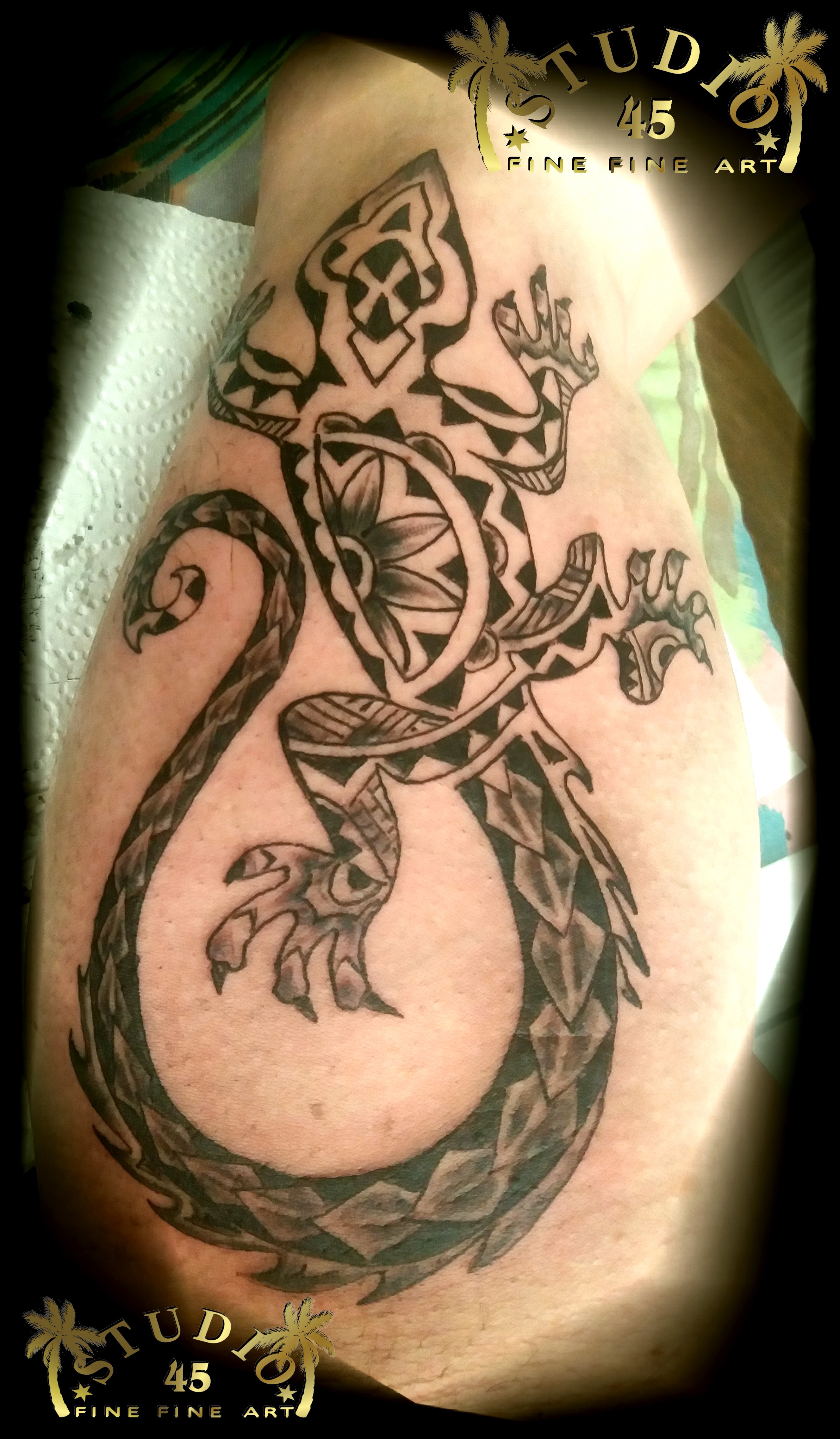 Maori Echse Oberarm innen Tattoo Beginn Recklinghausen STUDIO 45